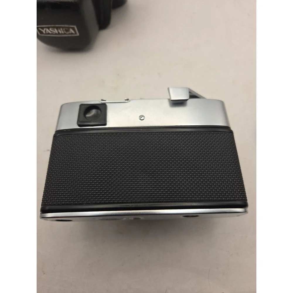 Yashica Lynx-5000 35mm Film Camera 45mm F1.8 & Case Partially Tested See NOTES